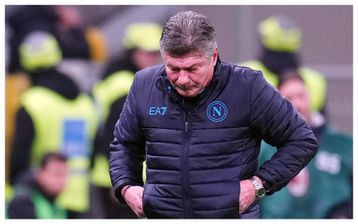 Victor Osimhen set to lose another manager as Napoli considers letting Walter Mazzarri leave