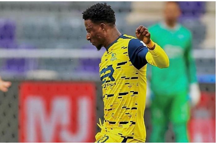 Nigeria international Usman Mohammed in action for Maccabi Bnei Reine.