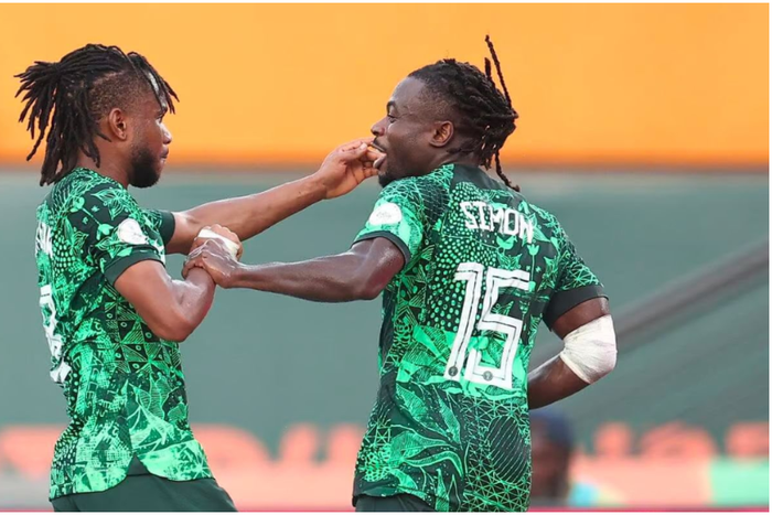 Ademola Lookman and Moses Simon celebrate Nigeria's goal during AFCON 2023 |Pulsesports.ng