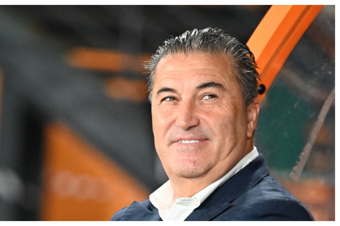 Peseiro to decide his stance as Super Eagles coach
