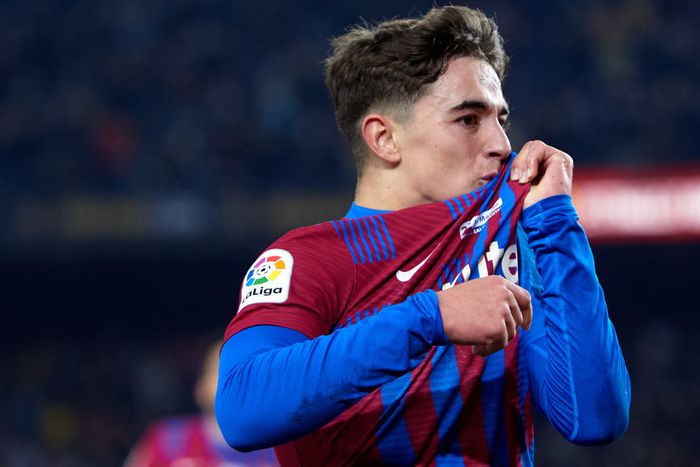 Barcelona midfielder Gavi keen to stay at the club beyond the summer
