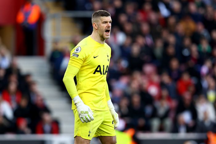 Nick Pope has been replaced in the England squad by Tottenham Hotspur’s Fraser Forster due to injury.