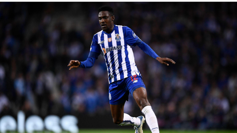 Zaidu Sanusi in action for Porto