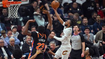 Cleveland Cavaliers defeat Knicks 107-90 to even series