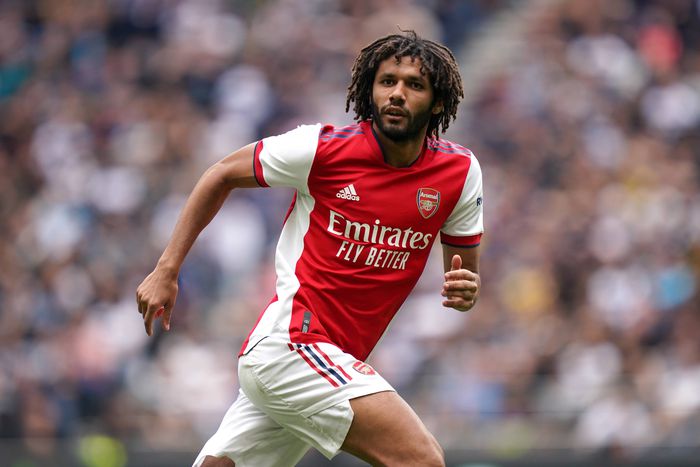 Mohamed Elneny in action for Arsenal