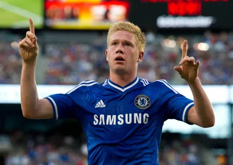 Come play for us - Blues legend tells Maresca and Chelsea to resign De Bruyne