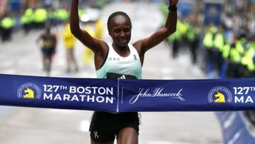 Hellen Obiri and Mo Farah headline Sunday's Manchester 10km contests