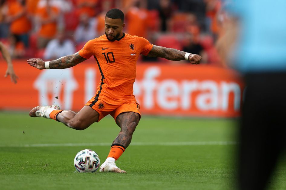 Memphis Depay and Miralem Pjanic given new Barcelona numbers for 2022/23