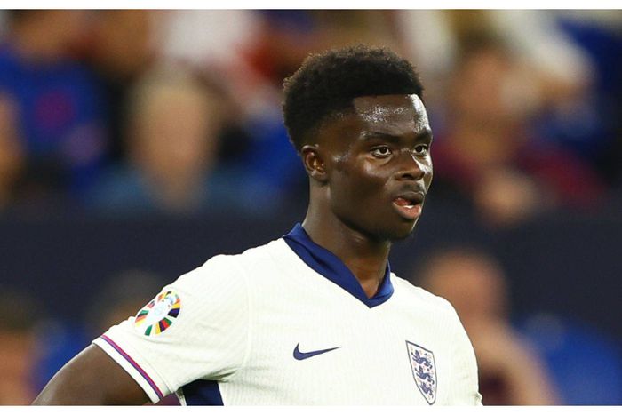 Fans hit out at Ferdinand