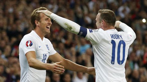 Rooney and harry Kane playing for England | Imago
