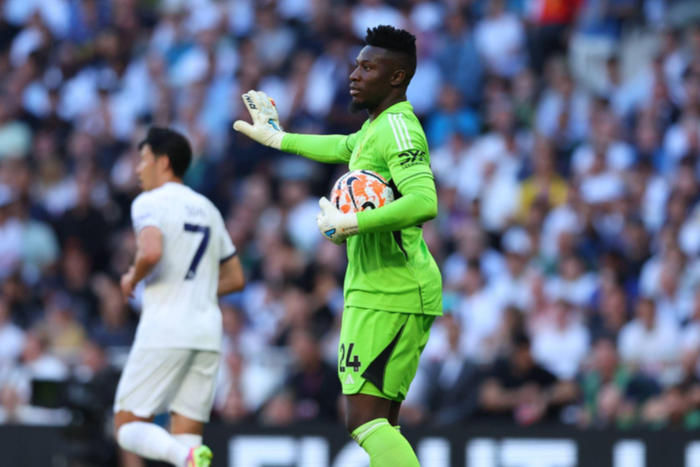 Andre Onana in action against Tottenham || Imago