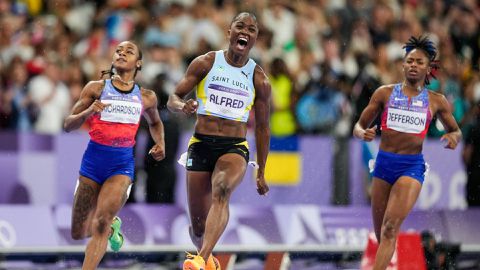 American sprint legend calls out Paris Olympics for unequal treatment in women's 100m finals