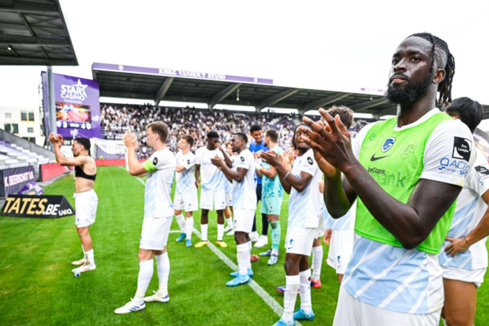 Tolu Arokodare and Genk players celebrating victory over Beershot || Image credit: Imago