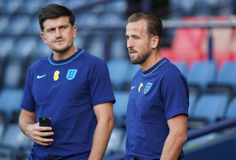 Kane defends Harry ‘One of the best defenders in history’ Maguire, calls for end to scapegoating