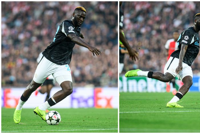 Victor Boniface in action for Bayer Leverkusen.