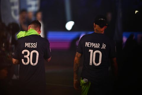 Messi shares message of hope to injured Neymar