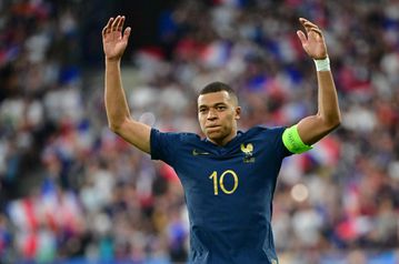 Mbappe ‘dash’ PSG £69m loyalty bonus, fueling Liverpool rumours