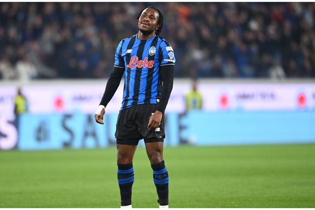Ademola Lookman looks frustrated after missing a chance during the Atalanta vs Lazio Serie A match.