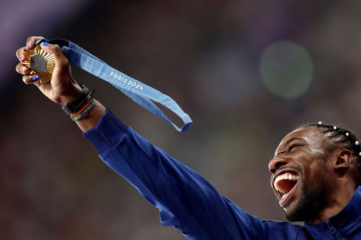 Noah Lyles’ Paris Olympics gold medal celebration capture among finalists for World Athletics photo of the year