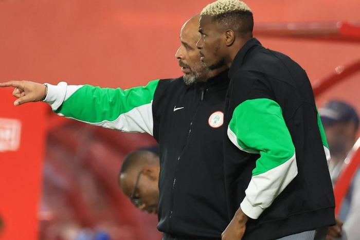 Victor Osimhen with Eric Chelle will have to find a way against Tunisia.