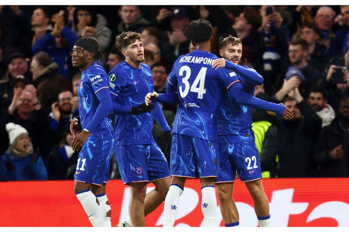 Marc Guiu scores hat trick for Chelsea