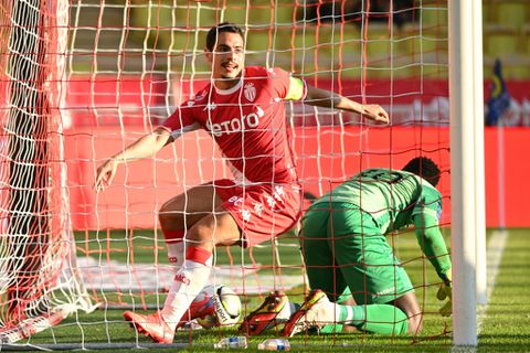 How to Find a Sure Six Straight Win in Football Betting