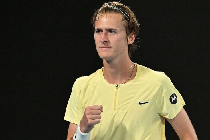 Sebastian Korda dominates No. 7 seed Daniil Medvedev advancing to the round of 16