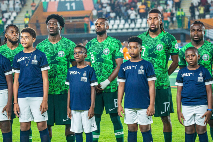 Nigeria players, Ademola Lookman, Ola Aina Frank Onyeka, Alex Iwobi and Moses Simon during National Anthem in the game between Nigeria vs Angola || Image credit: Imago