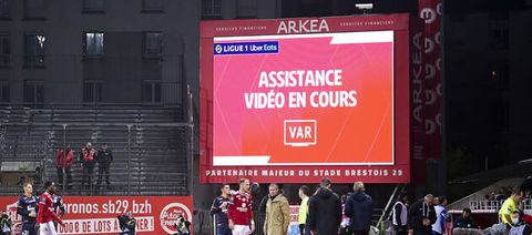 ‘We’re being told to cheat with Var’ – Ligue 1 referees frustrated with alleged FA conduct