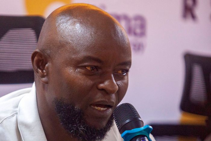 Nigerian legend Finidi ready to bury Enyimba as Nwankwo Kanu’s chairmanship wobbles