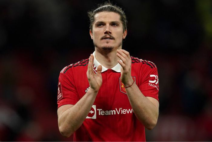 Manchester United s Marcel Sabitzer applauds the fans after the Emirates FA Cup quarter-final match at Old Trafford.