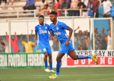 Chibueze Izuogu of Enyimba duirng his time in the NPFL.