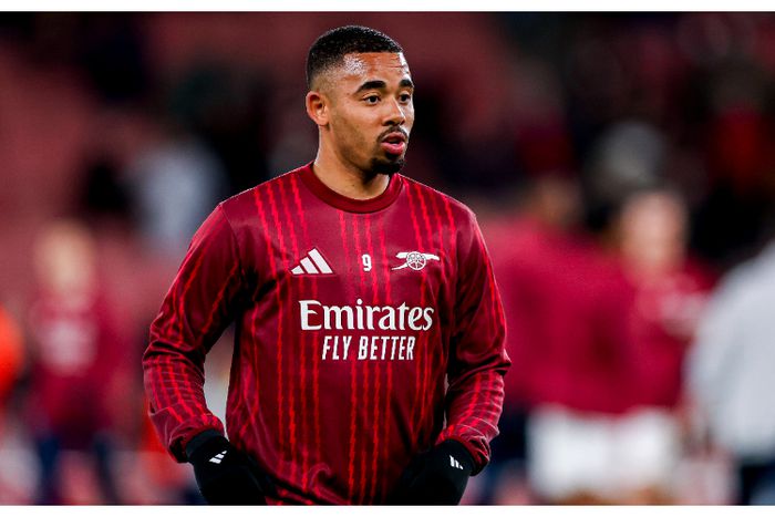 Arsenal striker urges teammates to overcome fear