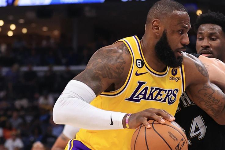 LeBron James unable to power Lakers to win against Grizzlies in Game 2