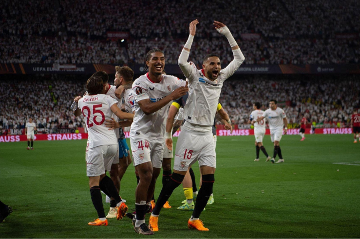 Sevilla progress to Europa League semi finals 5-3 on aggregate against Manchester United.