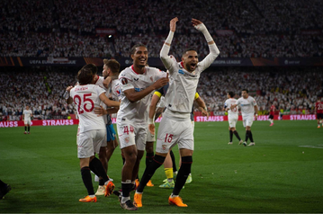 As it happened: Sevilla knock Manchester United out of Europa League 5-2 on aggregate