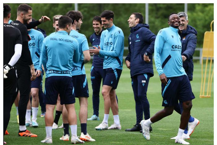 Real Sociedad are in Barcelona trying to be party spoilers.