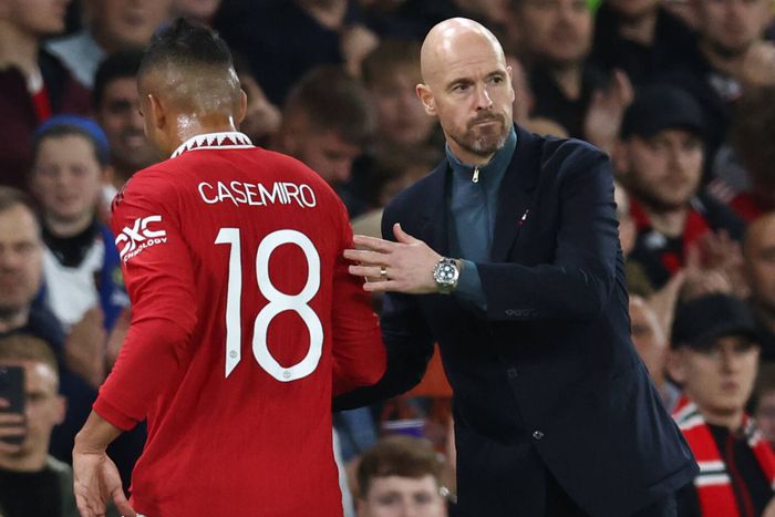 Manchester United's Casemiro and Erik ten Hag.