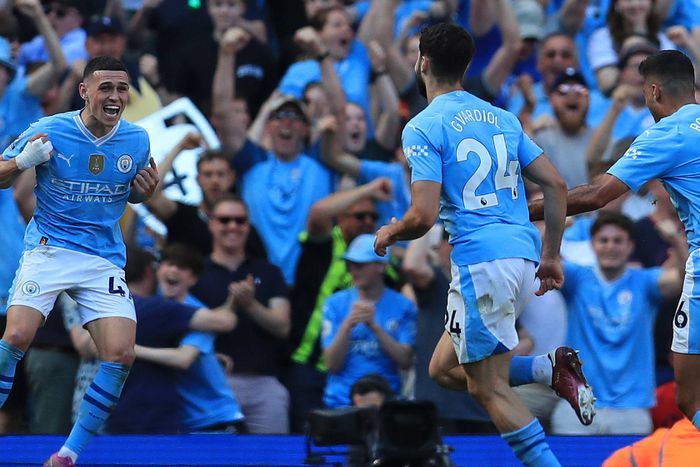 Rodri and Phil Foden scored the goals as Man City ended Arsenal's Premier League dream.