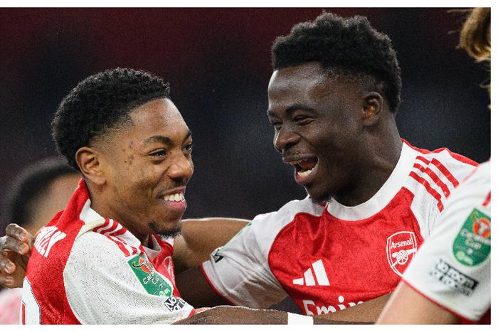 Saka and Lewis-Skelly mock "bottlers" jibe