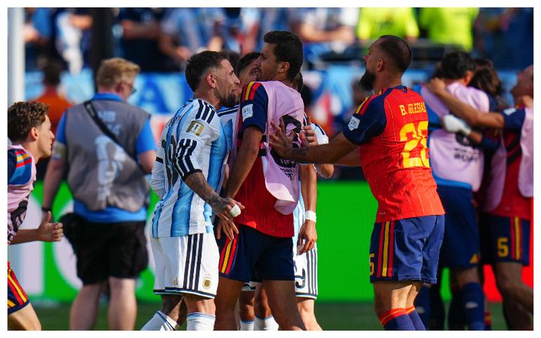 Argentina players failed to show sportsmanship against Spain