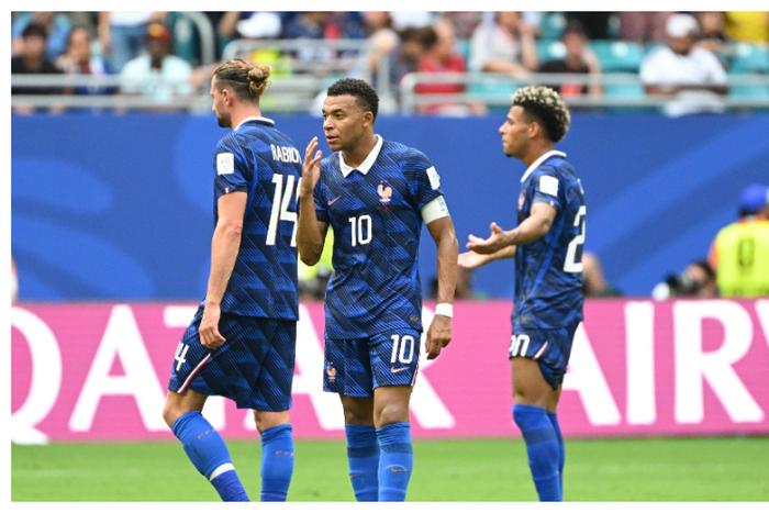 Rabiot publicly condemns teammates