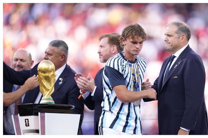 Nico Paz vows to return glory to Argentina
