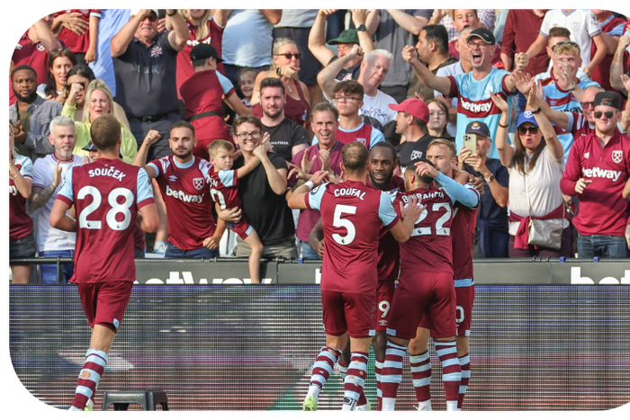 Chelsea hammered by the Hammers || Credit: Imago