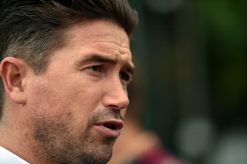 Non-league Barnet sack head coach Harry Kewell