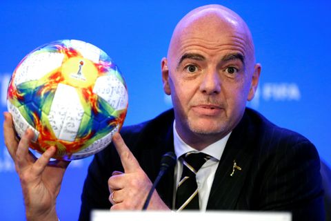 FIFA to consult football leaders on international calendar