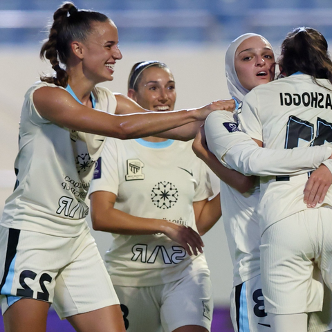 Ashleigh Plumptre celebrates with her Al-Ittihad teammates. (Photo Credit: Al-Ittihadsa ladies/X)
