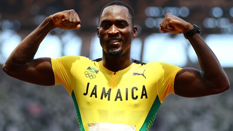 Jamaican sprint hurdler Hansle Parchment is poised to challenge Cordell Tinch at Shaghai Diamond League.