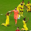 Day 1 roundup: Ecuador top Group A after win over Qatar