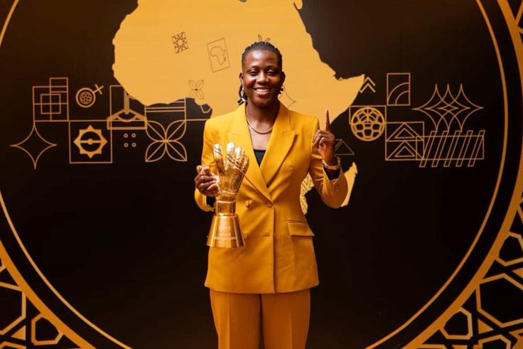 Super Falcons goalkeeper Chiamaka Nnadozie celebrates her CAF award | NnadozieChiamaka on X